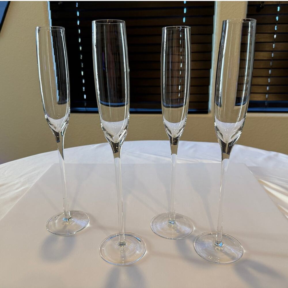 Z Gallerie Giant 14” Tall Champagne Flutes Clear Long Stem Set of 4